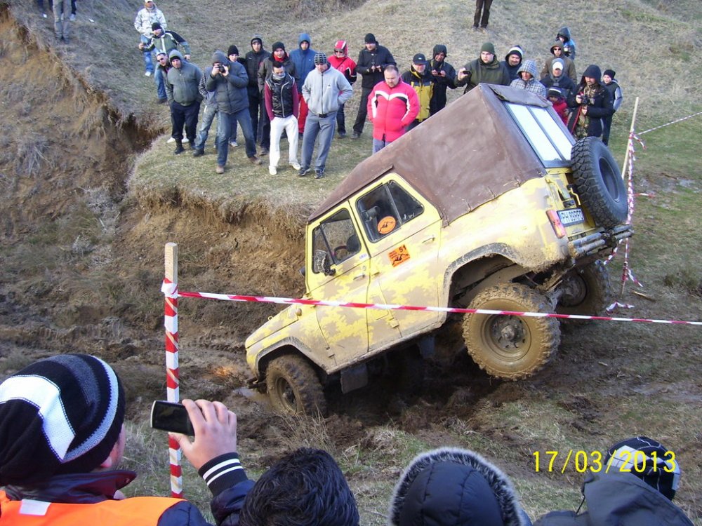 100_1795.thumb.jpg.19d3a405a81fc053bf90d88b1094e0f7.jpg
