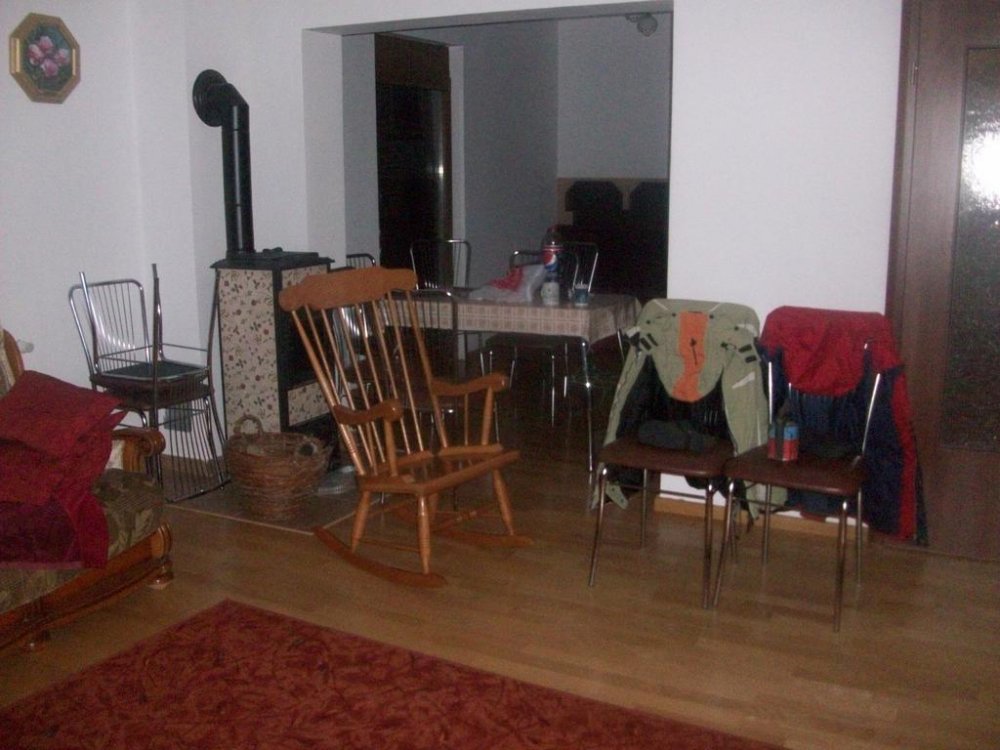 1070285969_PoianaMarului-MunteleMic082.thumb.jpg.bd9b524ac25417622d59ff9d97a4cb93.jpg