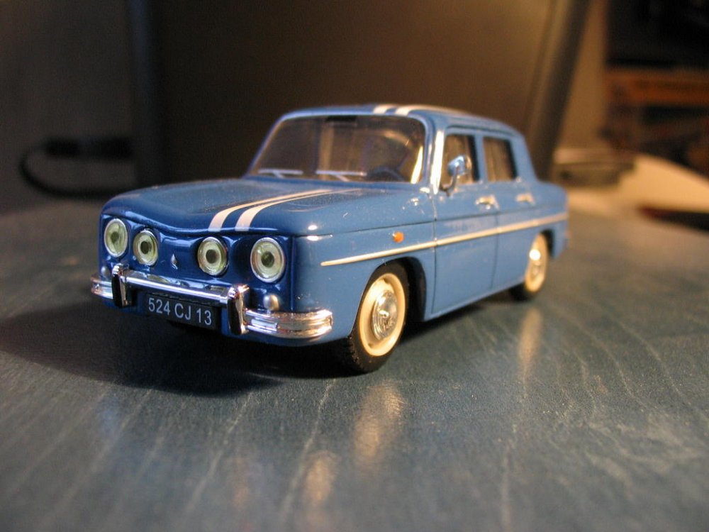 1104958379_poza078.thumb.jpg.573759080cef09a28a521f2f50e1f688.jpg