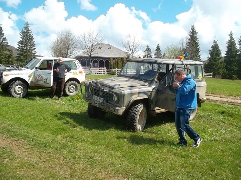 1188392766_Iustin-poze444.thumb.jpg.7afaeffe281d586ebd7f7e74ec9d2bd1.jpg