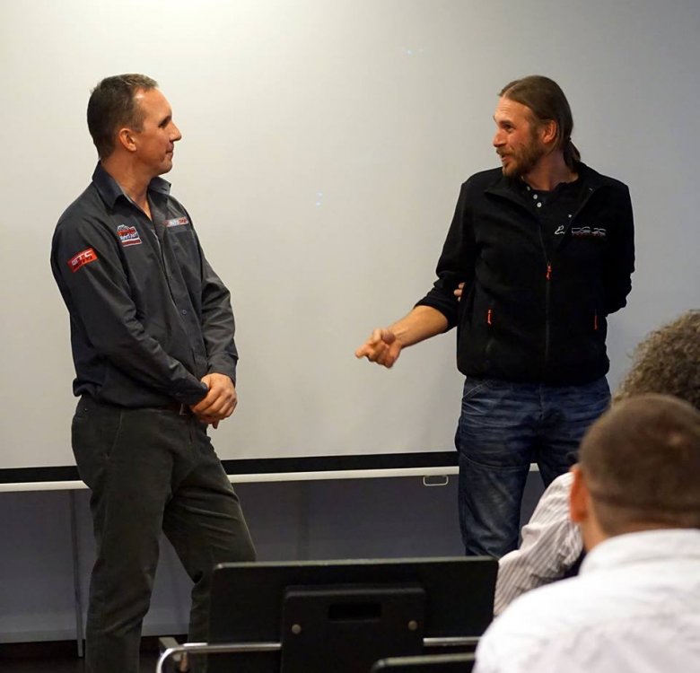 12308366_10206500152841386_1840232550981407573_n.thumb.jpg.13bfad1a30f4d22fe2f0a22ea68cdc49.jpg