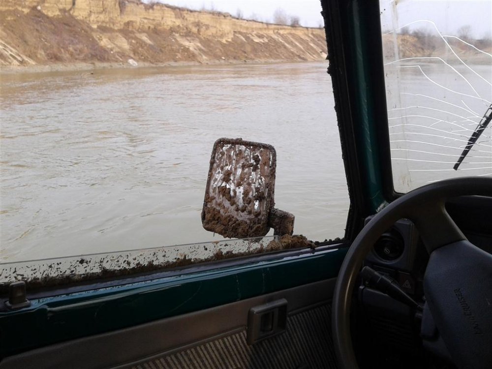 1233918464_2012-01-0915_30.40(Custom).thumb.jpg.6f509bde5fa2d48f902cdc8fe604c3d3.jpg