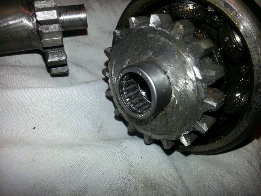 1252136276_montarerulmentradial.thumb.jpg.c3d08c0e7774da57c0c49abdeec133aa.jpg