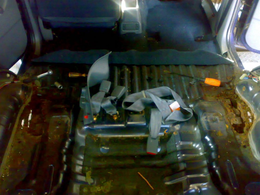 14112011661.thumb.jpg.26b73acef4e09c26934a163f0ec89541.jpg