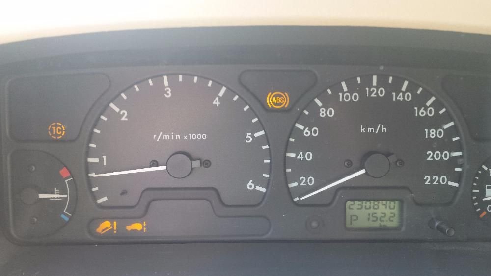 153025859_6_1000x700_vand-land-rover-discovery-_rev001.thumb.jpg.5629a83bbe274a0537f37f8d36daff11.jpg