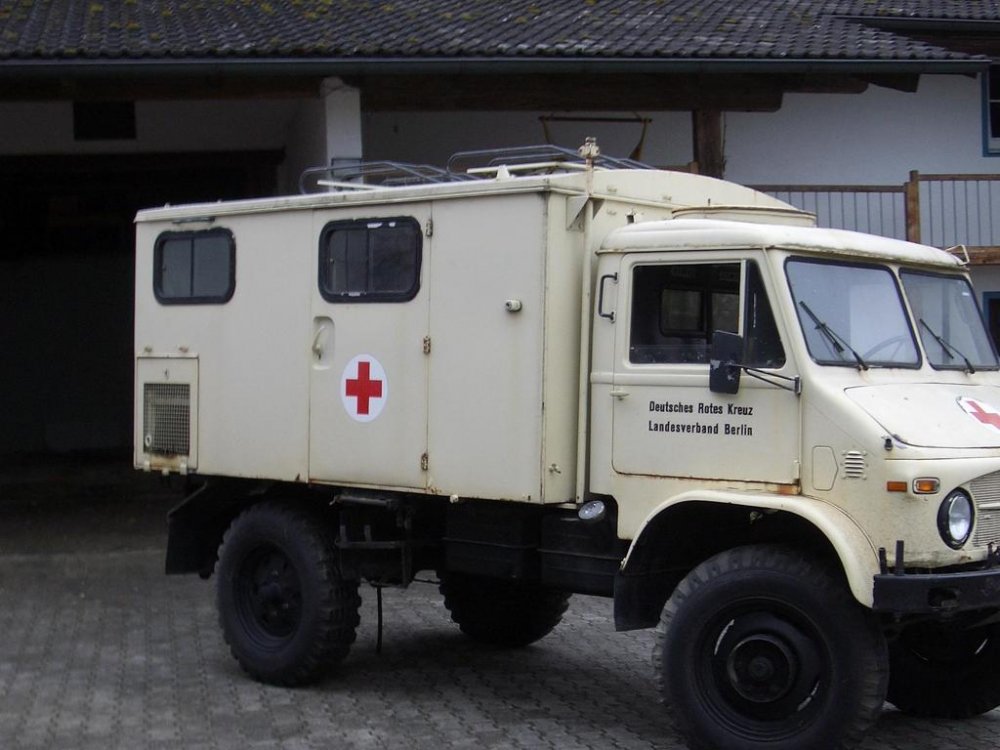 1642760641_Sani.Unimog4.thumb.jpg.dde86c25821d047fbc8432813beeed4f.jpg