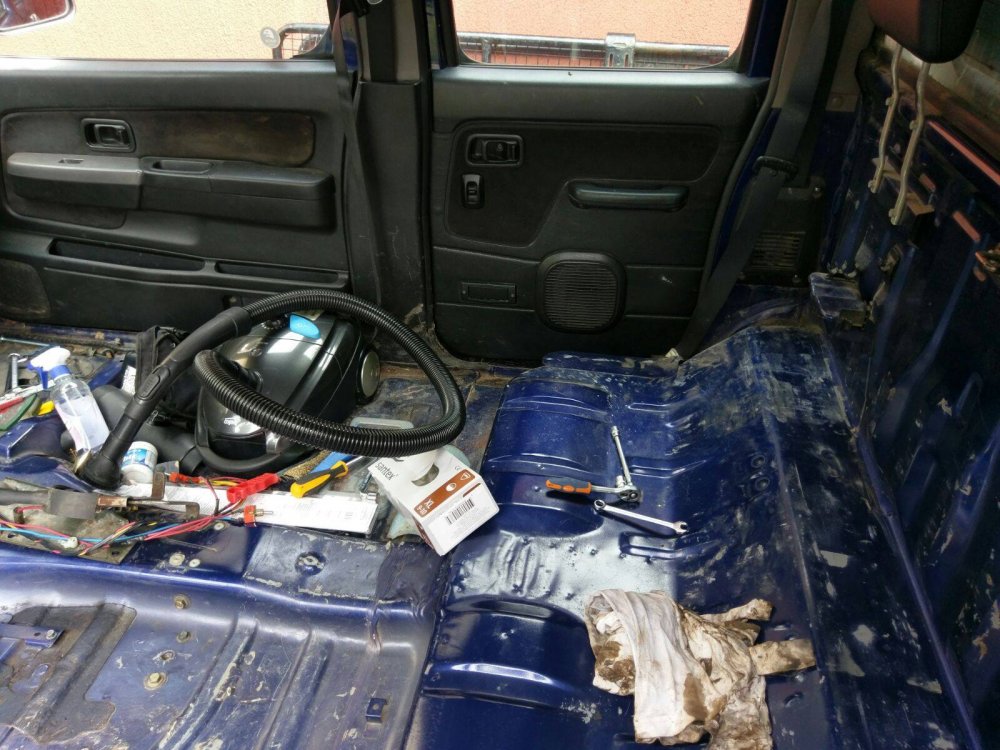 2.thumb.jpg.b261f1efe99f2a7856e787939259063e.jpg