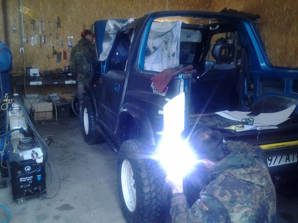 20121101_114401.thumb.jpg.5f1f0bbaa54277d6da3d7e81ec074839.jpg