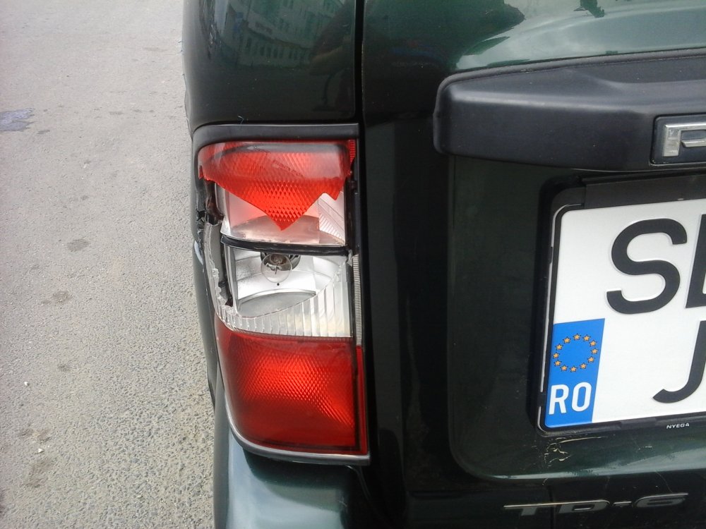 20130816_134238.thumb.jpg.157581aef5f74851bfc7c14058cdb884.jpg