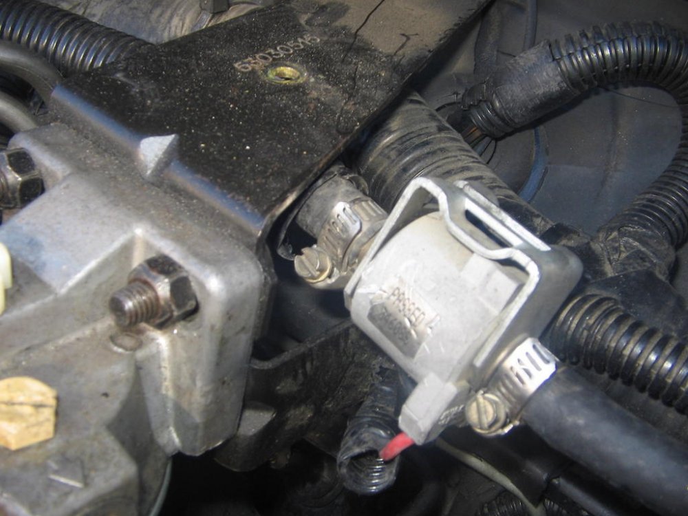 2015697932_pompaelectricasausupapa001.thumb.jpg.324389d8d00779434c3ae3b8590eb05a.jpg