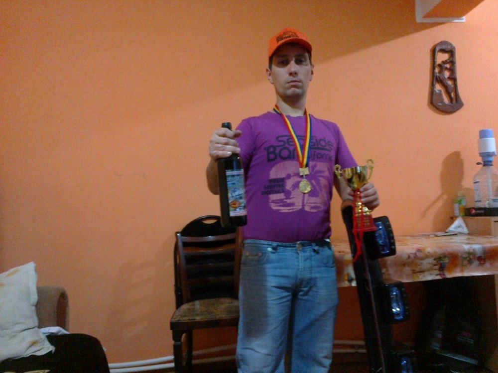 21032013428.thumb.jpg.8620adb63c03baa78335513250004e7e.jpg