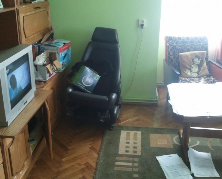364402472_recarodebirou.thumb.jpg.7e64135b591f9cdc87d8957727859d2d.jpg