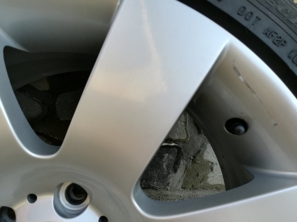 550195899_JantBMW(3).thumb.jpg.e768c36bdf38f17a1166d467799cf9cf.jpg