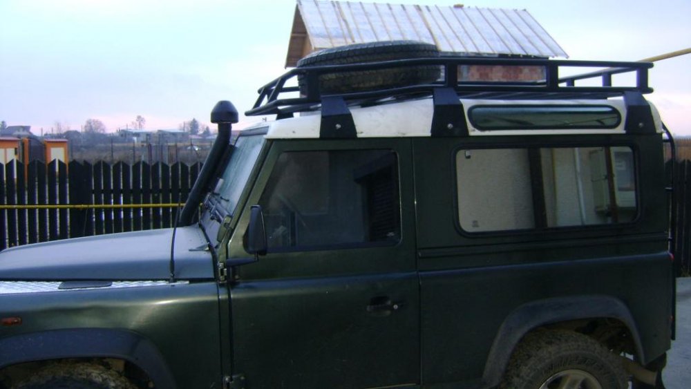 565441725_defenderroofrack005.thumb.jpg.71d14499e1c6c7807b248e3960d1c449.jpg