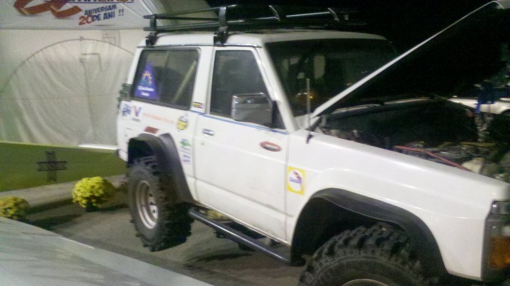 586861627_salauto2012010.thumb.jpg.fdeacd3574d55506c58d9c63122a3d06.jpg