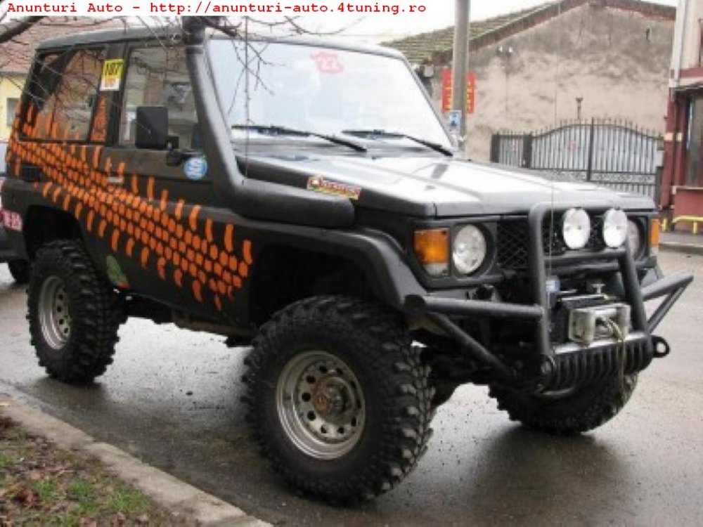 5Toyota-Land-Cruiser-lj-70.thumb.jpg.ca3bcc9c777aa7add173508cced24e1f.jpg
