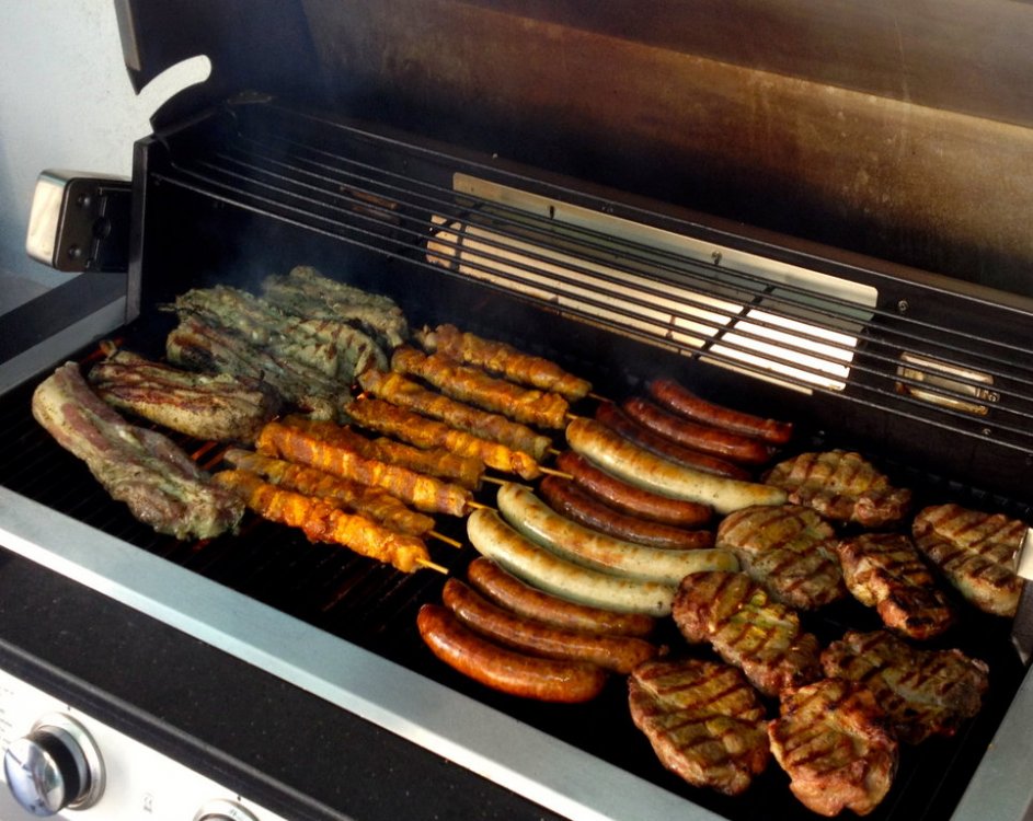 668194207_mixgrill.thumb.jpg.ec852f6d36bac03fa077f9f51b9514ac.jpg