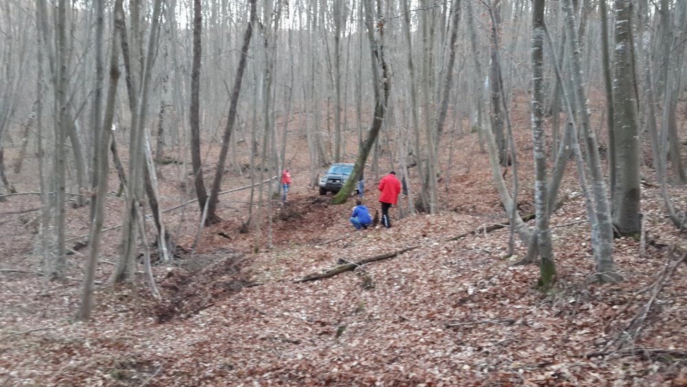 727862146_OFFROADiesire28dec2013(17)_1600_900.thumb.jpg.1f7e1fc86501672a7669e7a119344205.jpg