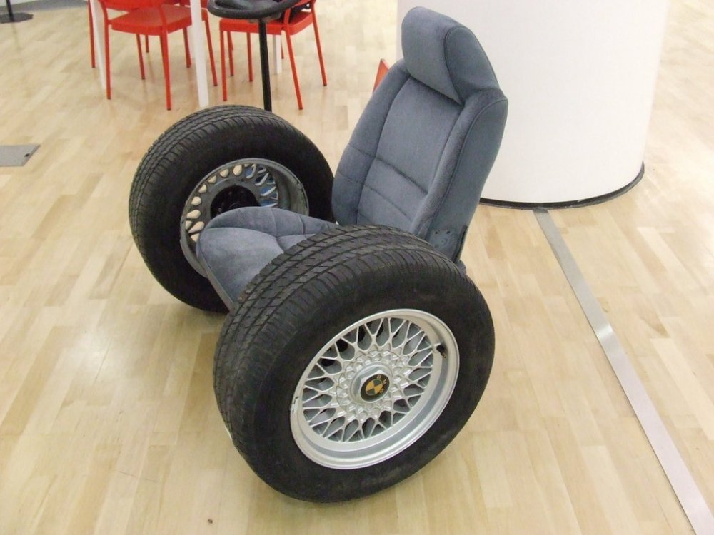 895664782_chairs005.thumb.jpg.eb88f6536c659c71e575ec28e9cea650.jpg