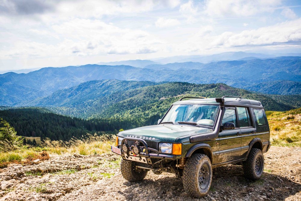 955388216_Discovery2offroad-2.thumb.jpg.8618f98d4a39a25a5afa1b3a362c7363.jpg