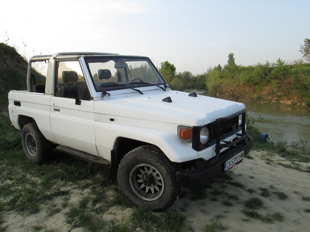 963656653_1toyota.thumb.JPG.913aab873c6f89c54863fbd1484f1db9.JPG