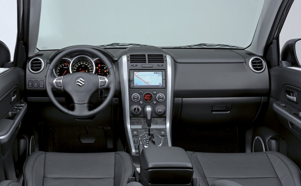 Grand-Vitara-3.thumb.jpg.2548204b5a576878a142790a017d2a73.jpg