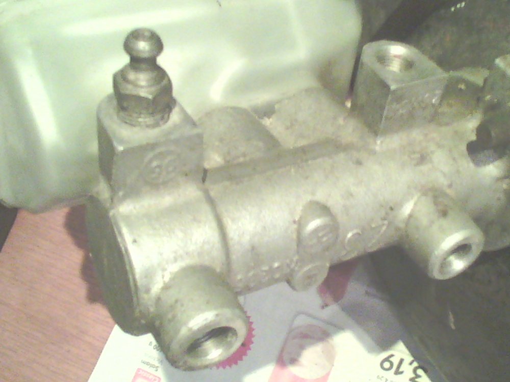 IMG00098.thumb.jpg.813e55041f6b4073c48caf5a1d59da9b.jpg