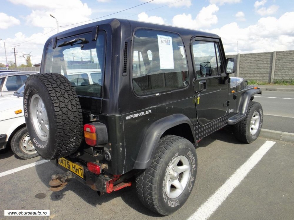 JEEP_WRANGLER-2.thumb.jpg.1e8c78eb351821d3fdff0fb41baa2c51.jpg
