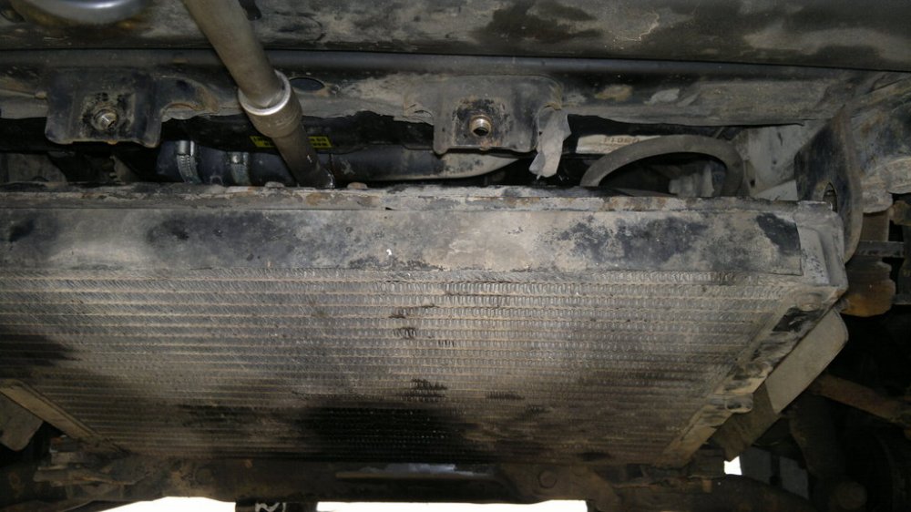 RadiatorAerCondToyoLau.thumb.jpg.63b32d0503584498092fdacde0161d2e.jpg