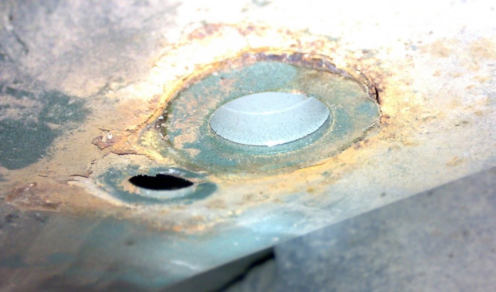 chassis1.thumb.jpg.10cdd59dc60b877d368e6aa3ce7c4c30.jpg