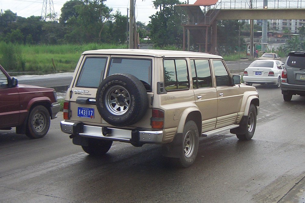 nissan-patrol-safari-sgl-4x4-panama-eskoslovensk-motoristick-databze_b87f1.thumb.jpg.d62bdc264138ab2b6c39866bff3a7b2d.jpg
