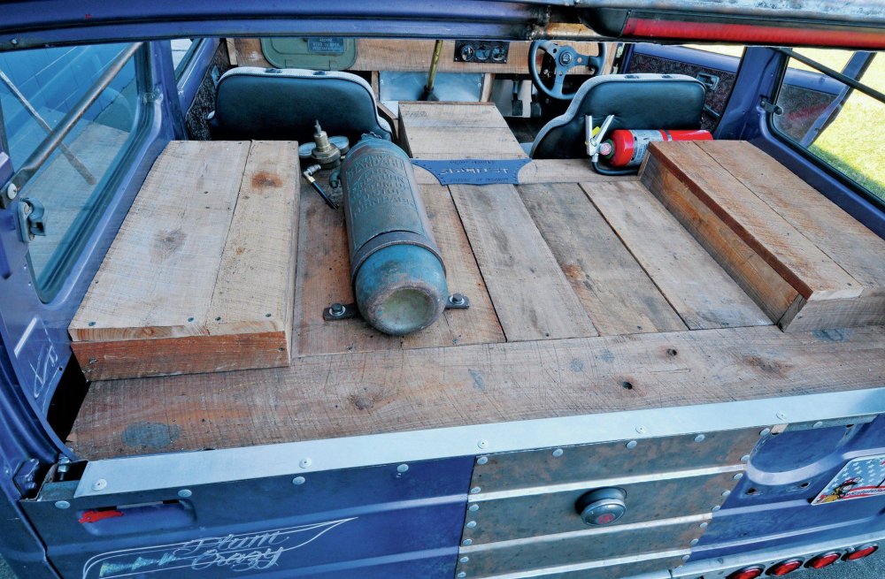 nitrogen-tank.thumb.jpg.2630ebd5b471dce96e7ba582b9e1cf97.jpg