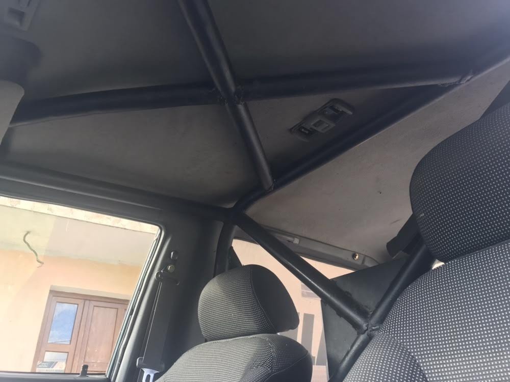 rollcage1.thumb.jpg.c0e01de865bae2c1fa18f1e664517295.jpg